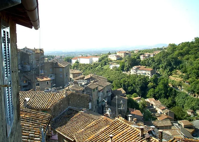 Alojamento de Acomodação e Pequeno-almoço La Rocca 3*